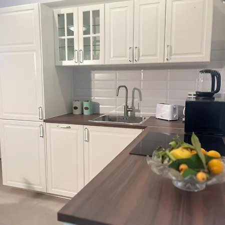 Disability-friendly With Free Parking *