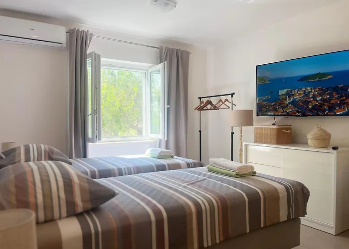 דירה Disability-friendly With Free Parking *