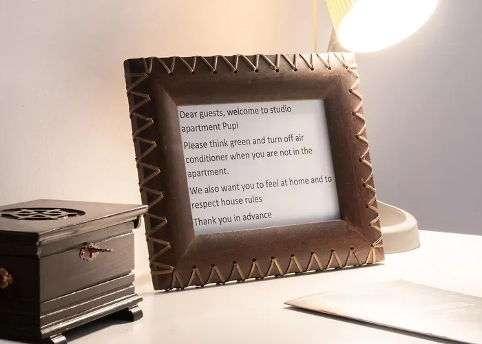 Disability-friendly With Free Parking דירה טרוגיר