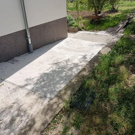 Disability-friendly With Free Parking Apartman Trogir