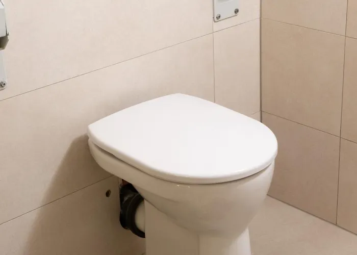 Disability-friendly With Free Parking *