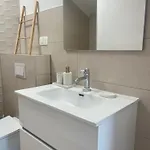 Disability-friendly With Free Parking 아파트 트로기르